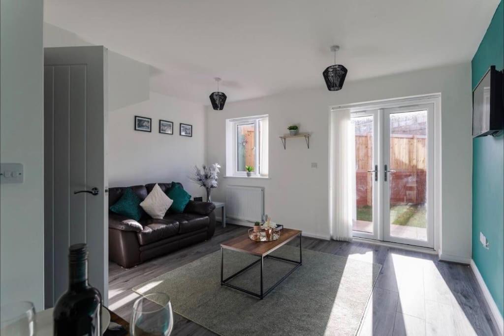 Luxury 3-Bedroom, 2-Bathroom Home Sleeps 7 People Liverpool Zewnętrze zdjęcie